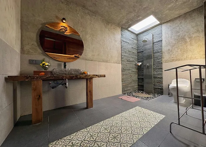 Unique 1br Wooden 2nd Floor With Sunset View