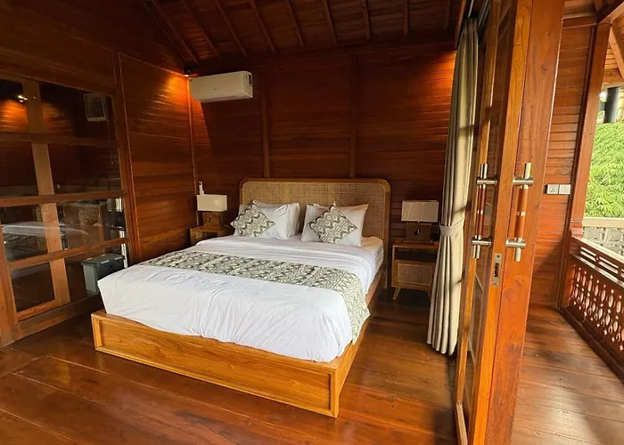 Unique 1br Wooden 2nd Floor With Sunset View