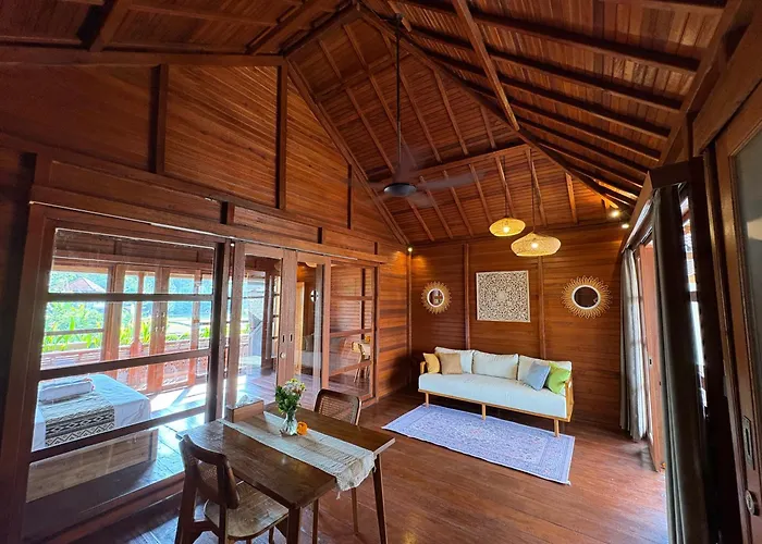 Unique 1br Wooden 2nd Floor With Sunset View *
