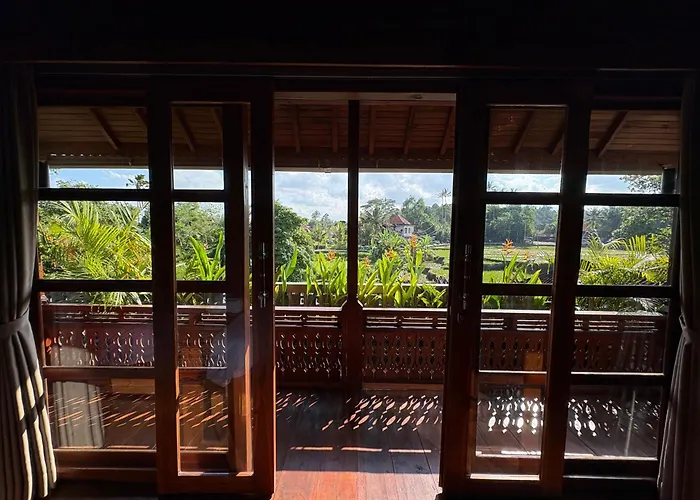 アパート Unique 1br Wooden 2nd Floor With Sunset View