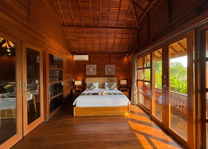 Unique 1br Wooden 2nd Floor With Sunset View アパート ウブド