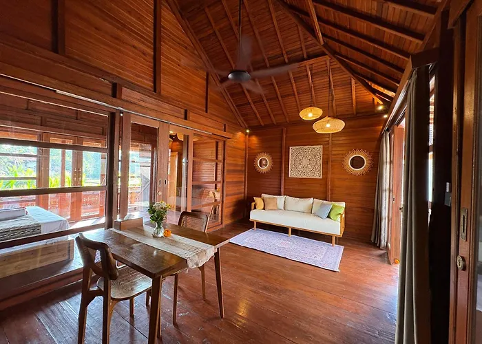 Unique 1br Wooden 2nd Floor With Sunset View ウブド
