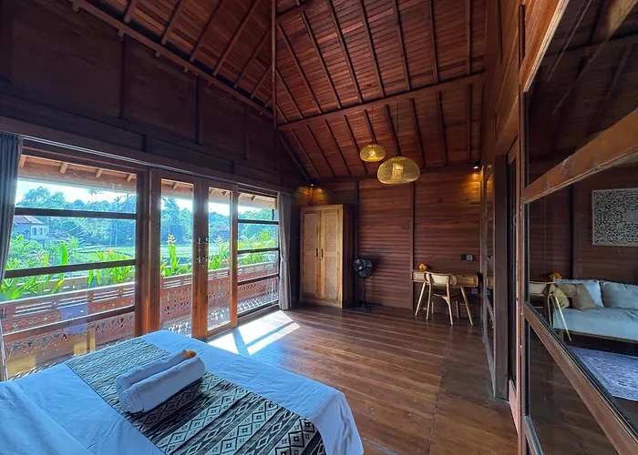 Appartamento Unique 1br Wooden 2nd Floor With Sunset View