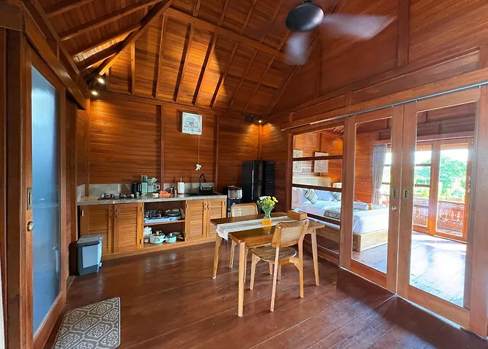 Unique 1br Wooden 2nd Floor With Sunset View